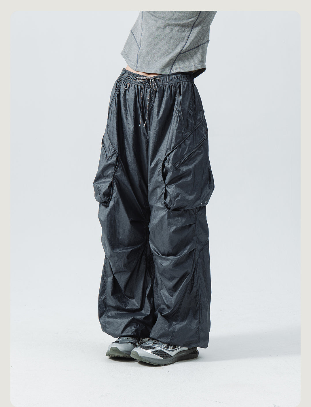 メタリックナイロン 防水パンツ ウイメンズ24BLCK005