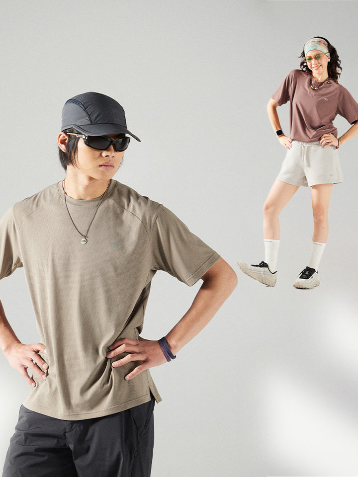 スポーツTシャツ